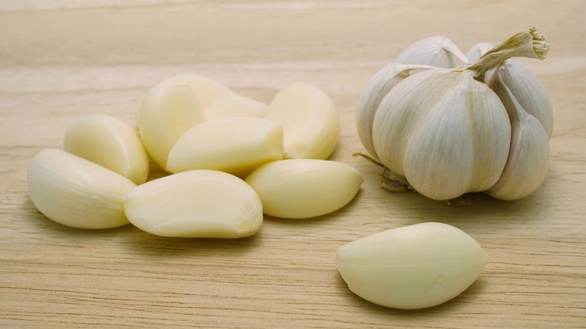 ajo pelado Imperio Garlic.jpg
